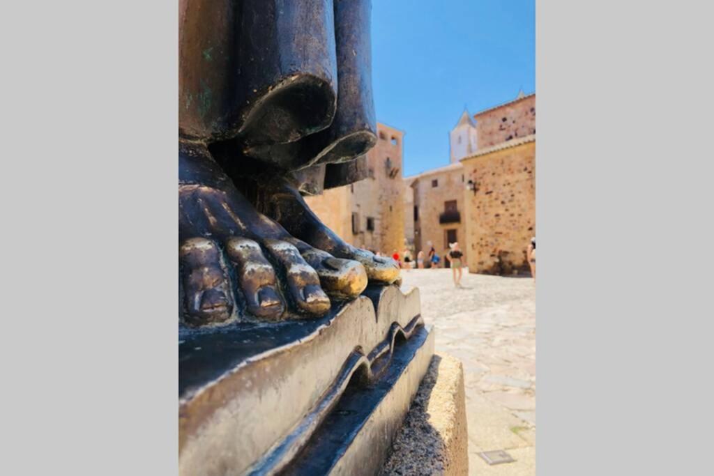 El Escondite De La Muralla Caces Екстериор снимка